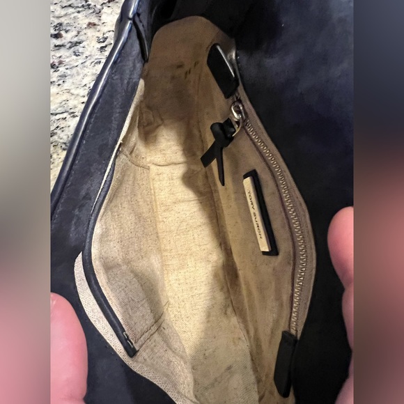 Authentic Tory Burch crossbody with matching wallet - Picture 10 of 10